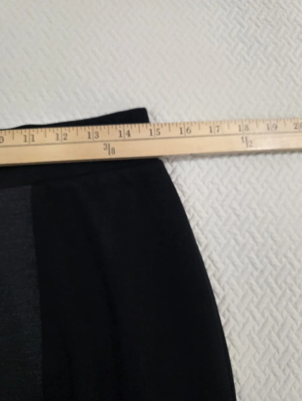 Nicole Miller Colorblock Pencil Skirt - Black & Grey Size Medium Classic Office